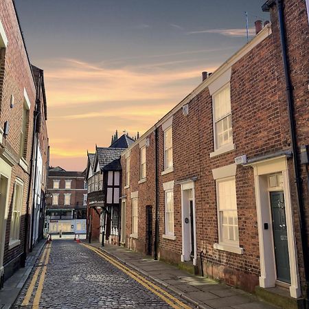 Chester City Centre Town House Eksteriør billede