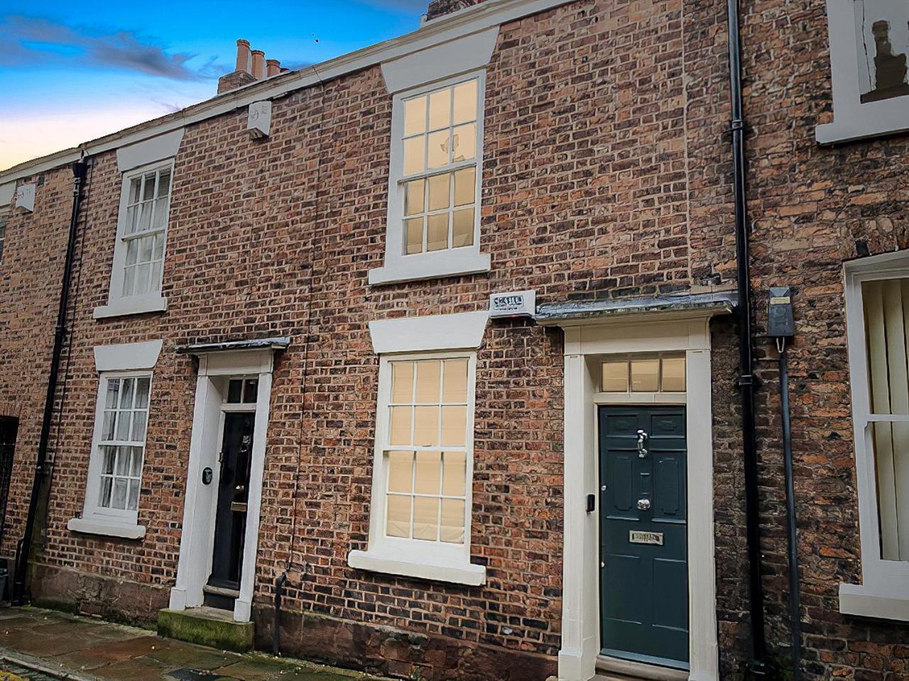 Chester City Centre Town House Eksteriør billede